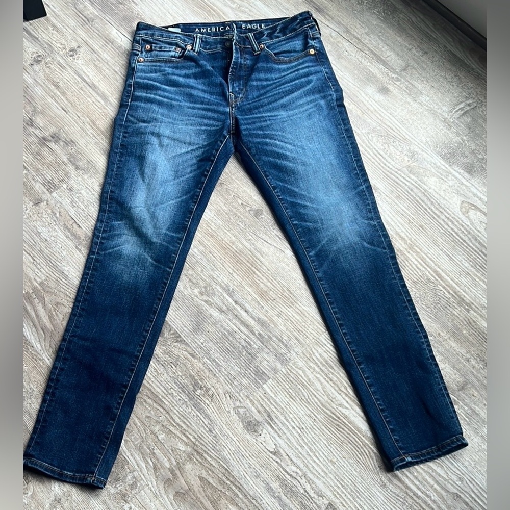 American Eagle Men's Blue Jeans~Slim~32x32
Excellent condition